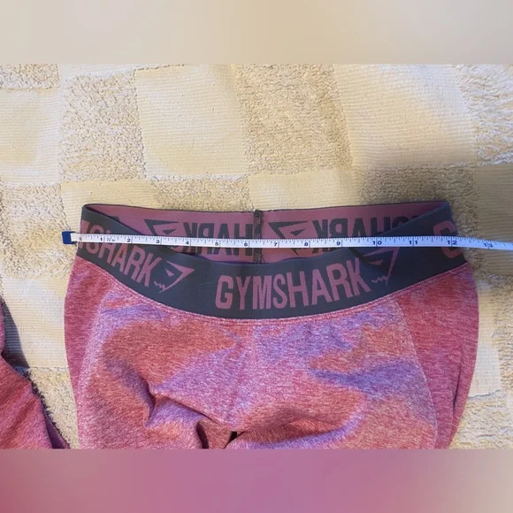 Gymshark Pink Leggings - Picture 2 of 3